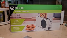 Xbox Series S 造型烤面包機開箱視頻