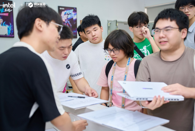 机械革命苏州粉丝会圆满落幕：玩家共创定义未来