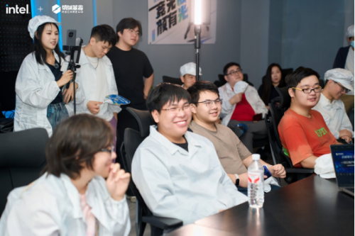 探秘幕后：机械革命2025粉丝体验会苏州站揭示品牌硬核实力