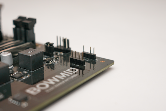 1760081907201927.png 经典射击RPG续作《无主之地4》来了,用艾尔莎BOWMID B760 PRO D4轻松畅玩