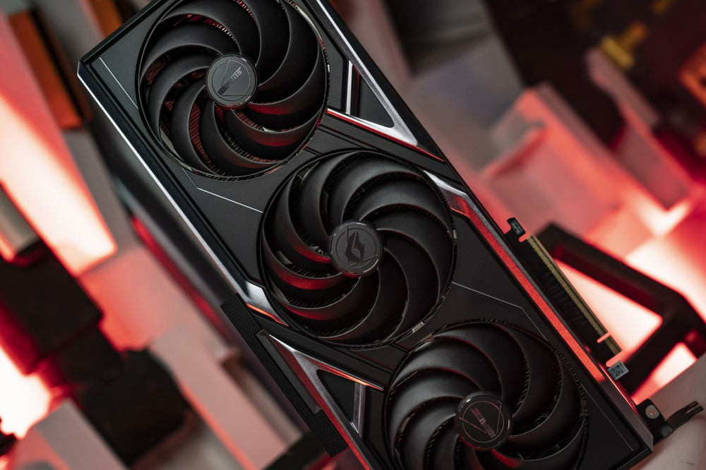 七彩虹硬核助力CAC 2025赛场，共赴电竞巅峰盛宴