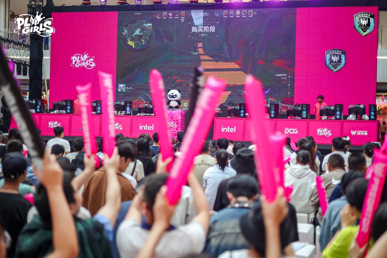 决战江城之巅,掠夺者PL Girls引爆打瓦热潮!