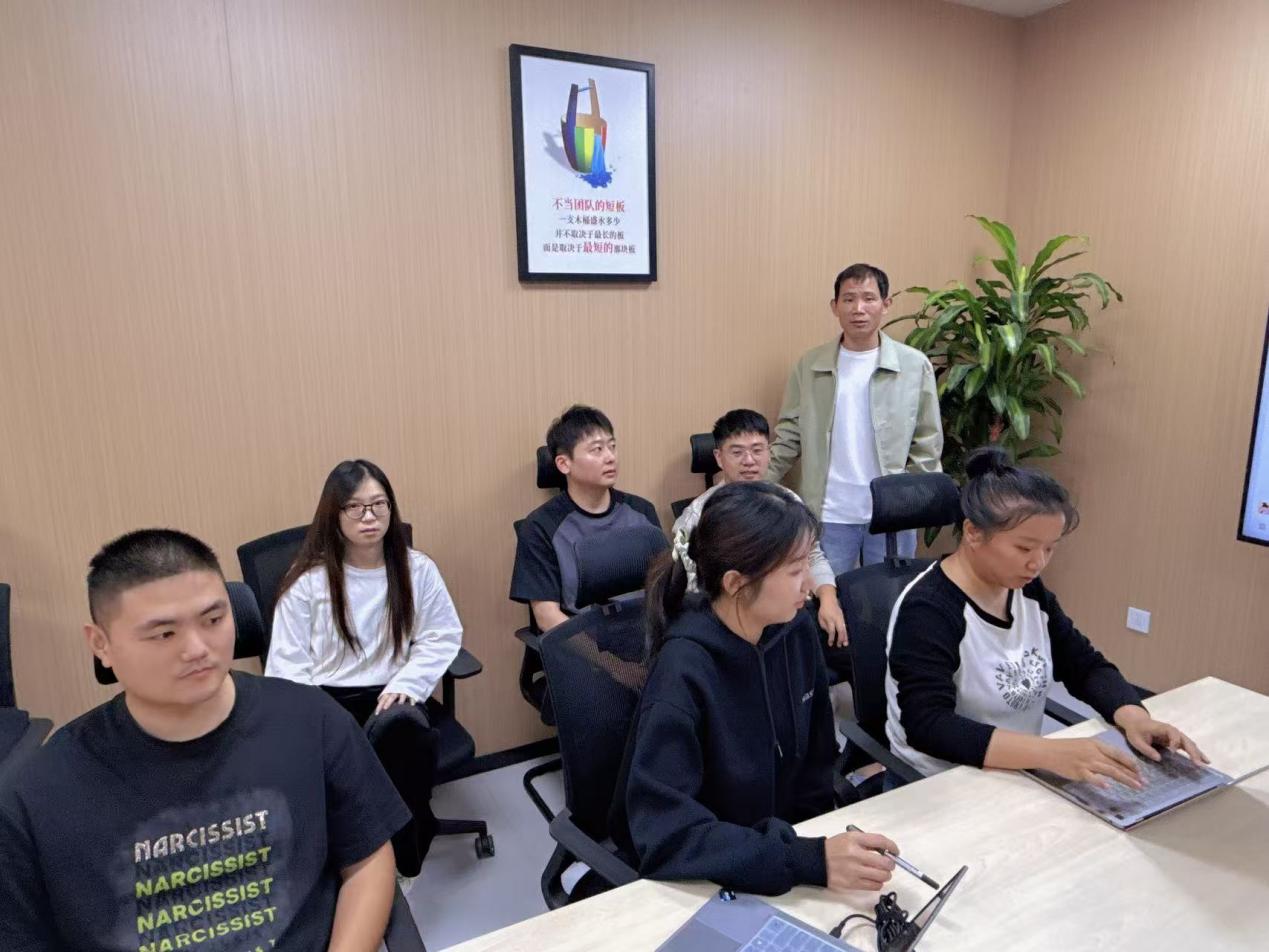 荣耀YOYO智能体携掌上高考掀起AI志愿报考新革命