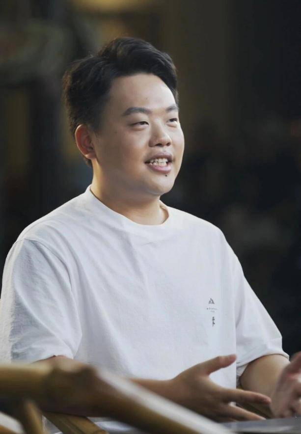 星光不负,码向未来 ———选择鸿蒙的800万种可能