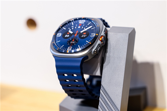 1764659657561078417.jpg 又到一年冰雪季 三星Galaxy Watch Ultra陪你开启“冬练”