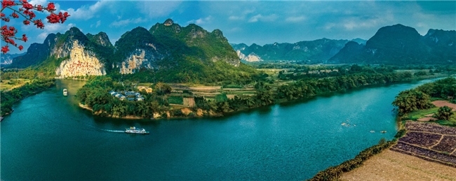 元旦必冲花山岩画!跨次元狂欢+百人祈福,300份正版周边免费送!