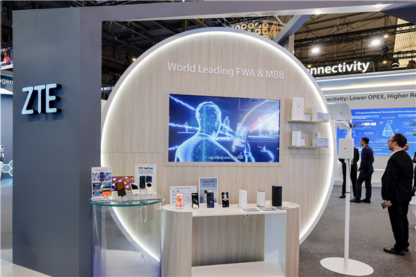 AI战略与游戏赛道全面开花 中兴通讯全场景AI终端亮相MWC26巴塞罗那