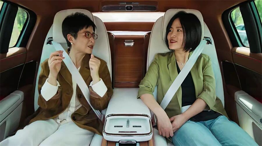 从窦骁到张泉灵,尊界S800凭什么“通吃”顶级圈层?