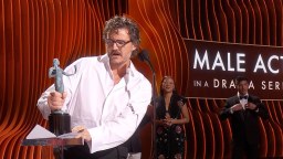 《最后生还者》电视剧第二季拍摄顺利 佩德罗获演员工会奖