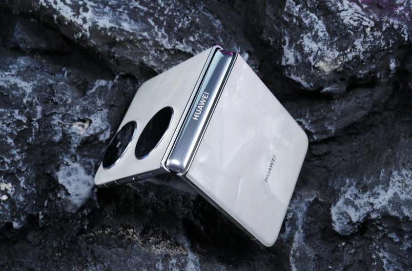 一部正合我意的旗舰小折叠，华为Pocket 2测评