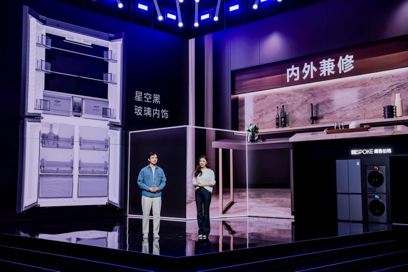 三星发布全新bespoke缤色铂格冰箱超薄灵嵌引领家居一体化