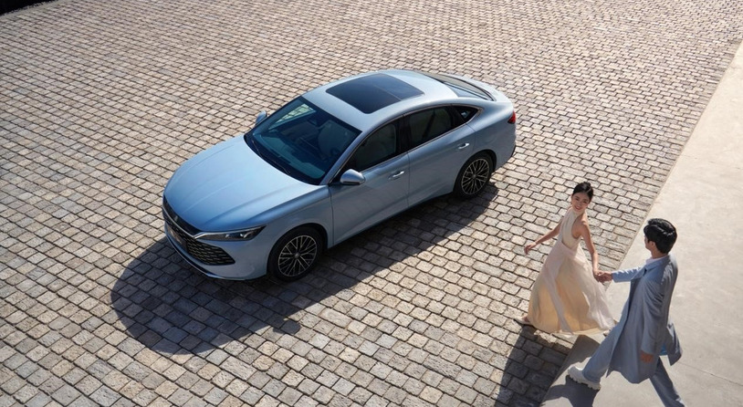 首搭第五代DM技术，比亚迪秦L DM-i上市，售价9.98万-13.98万元