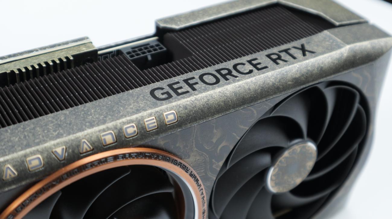 ​iGame GeForce RTX 4080 SUPER黑神话定制显卡评测