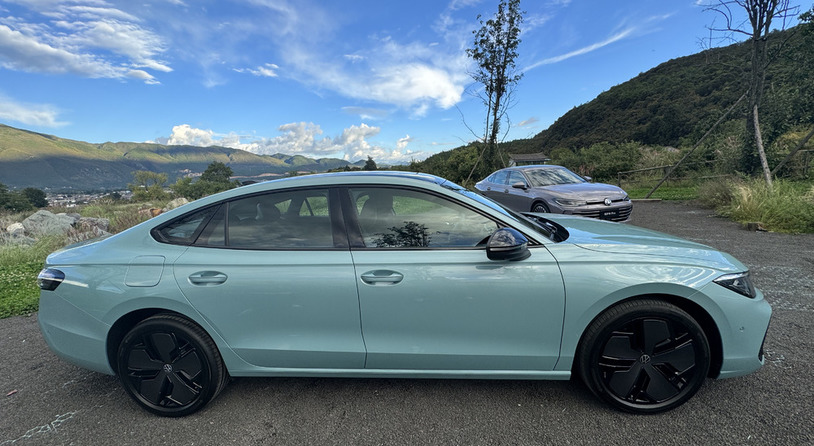 上汽大众全新一代帕萨特 PRO 今日正式上市