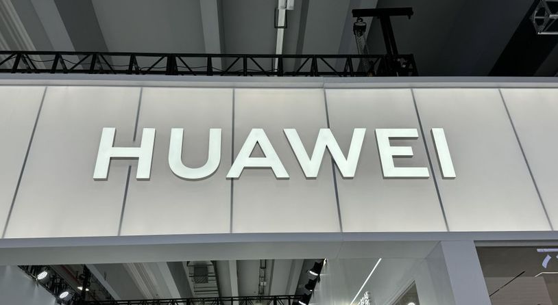 HUAWEI WATCH D2发布：支持24小时动态血压监测