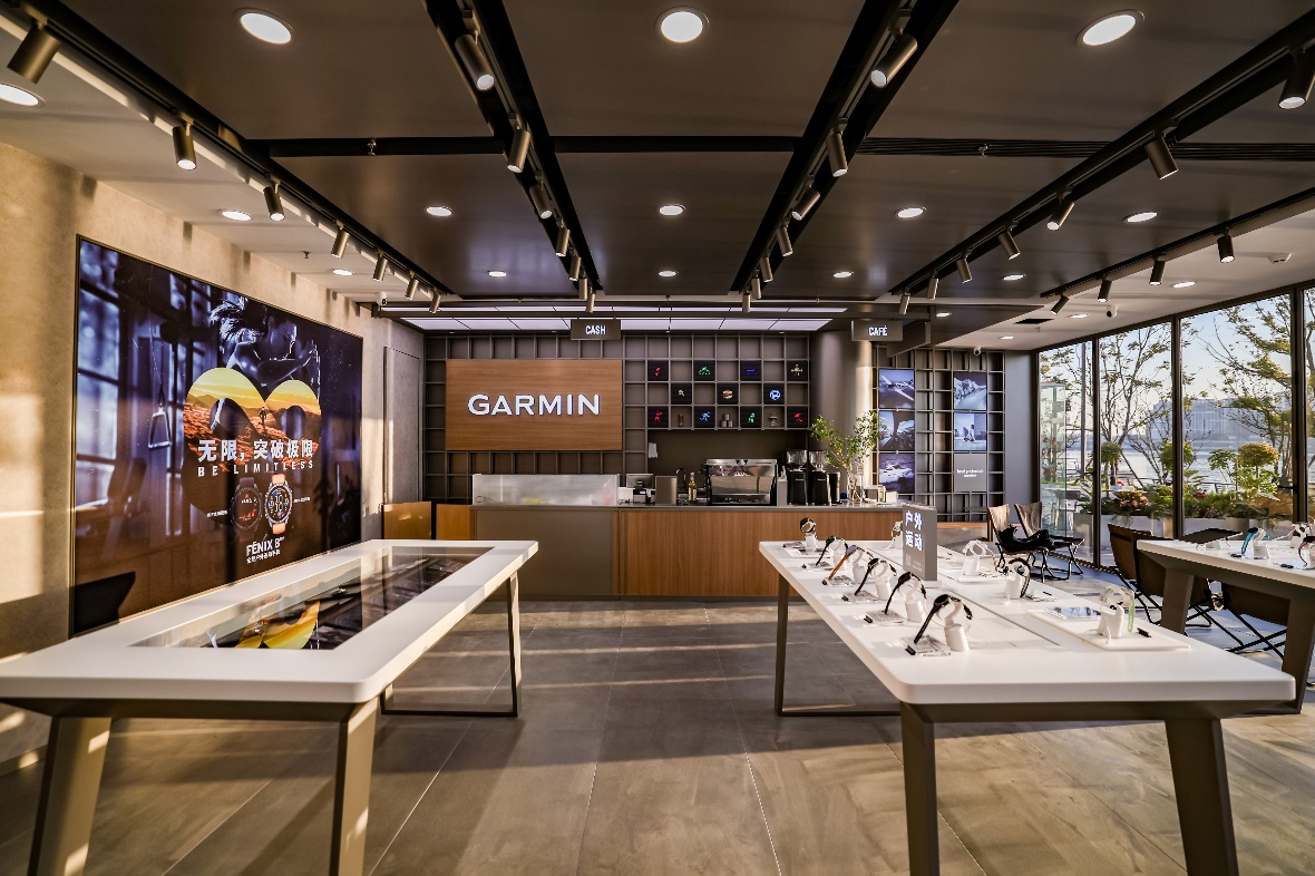 Garmin佳明上海西岸梦中心旗舰店盛大开业