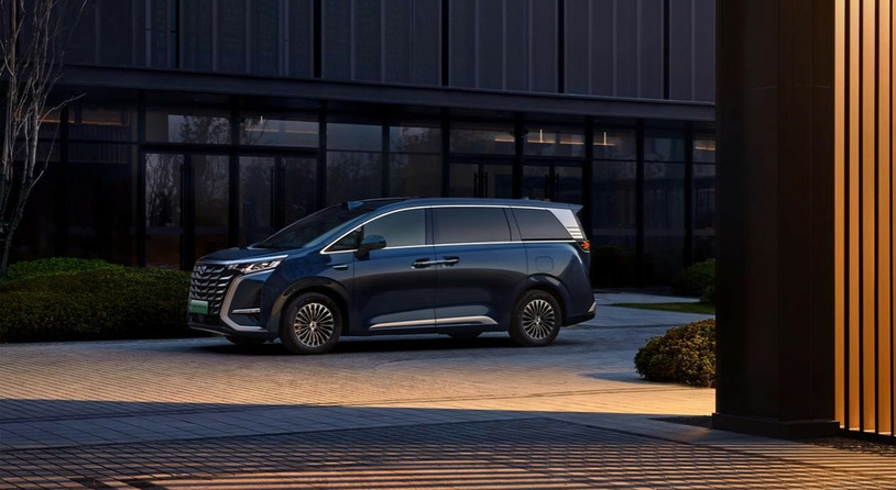 售价33.98万元起，2025款腾势D9上市