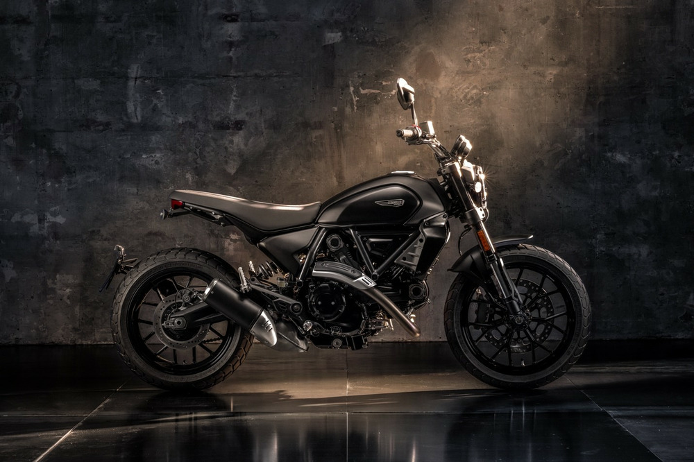 杜卡迪中国正式发布全新2025款 Scrambler Icon Dark