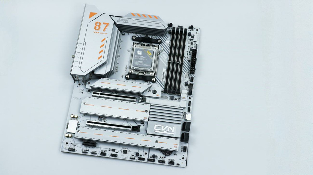 全面的进化，全新的体验：七彩虹CVN X870 ARK FROZEN V14方舟主板评测