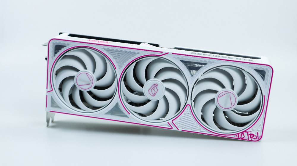 全新甜品级别显卡，七彩虹iGame GeForce RTX 5060 Ti Ultra W OC 16GB评测