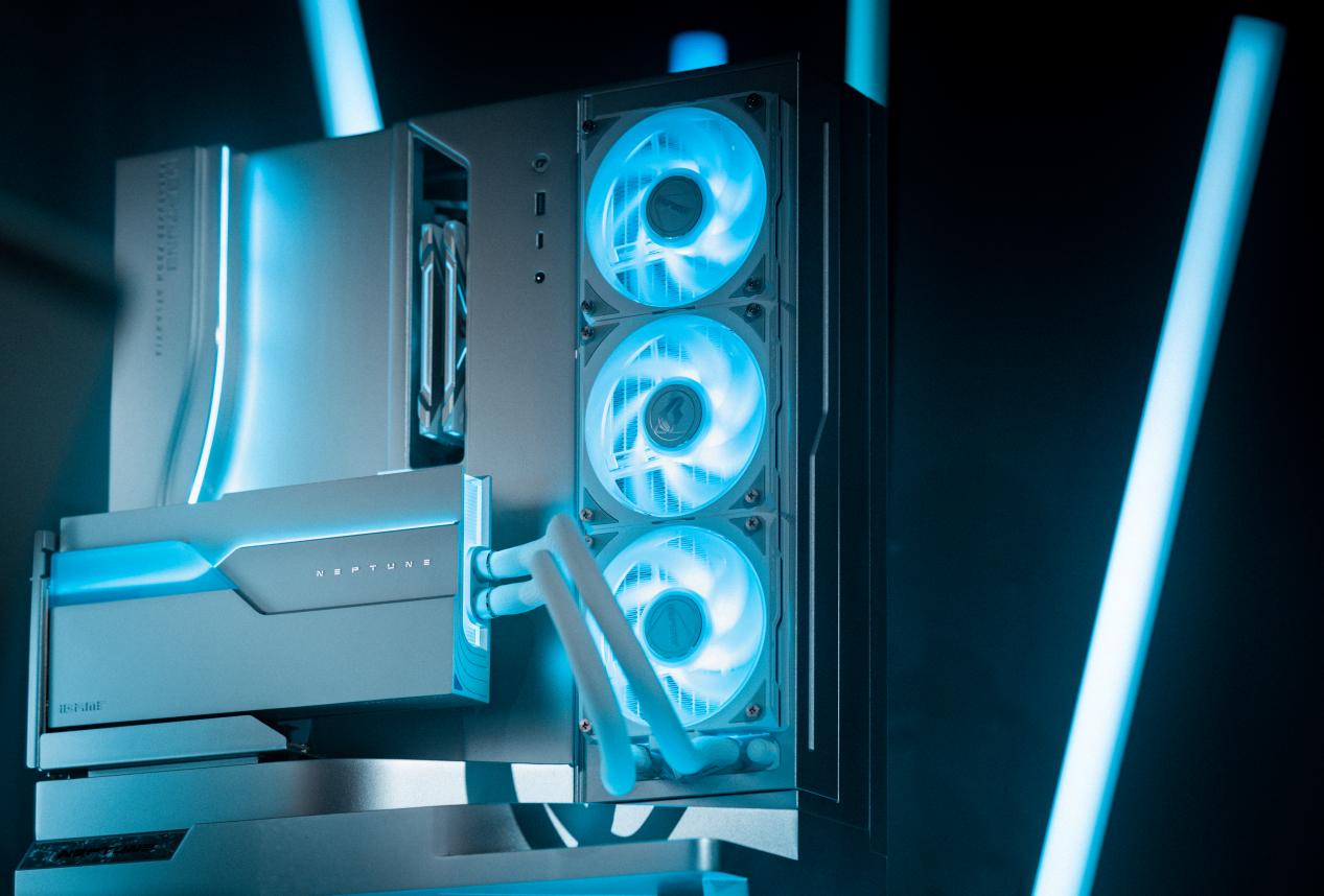 ​硬核出击！七彩虹携最新AIPC强势登陆COMPUTEX 2025