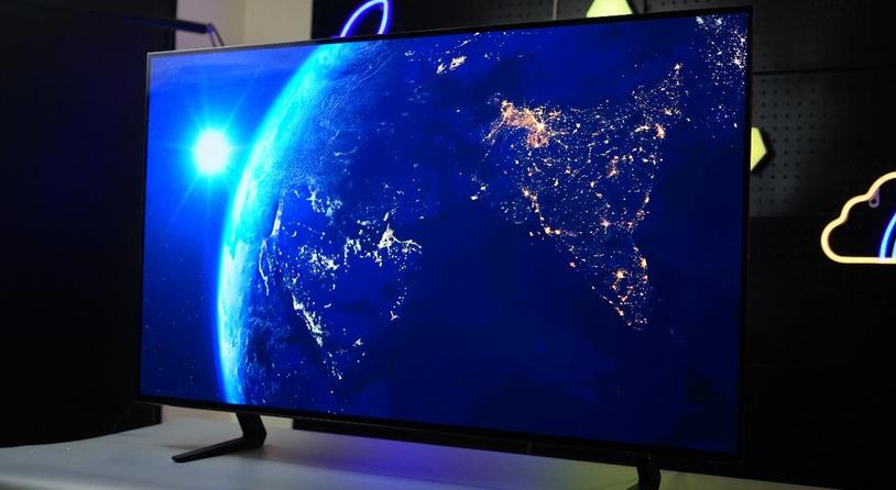 三星42英寸级 OLED电视 S90F评测：重新定义影音游戏体验的多场景显示终端