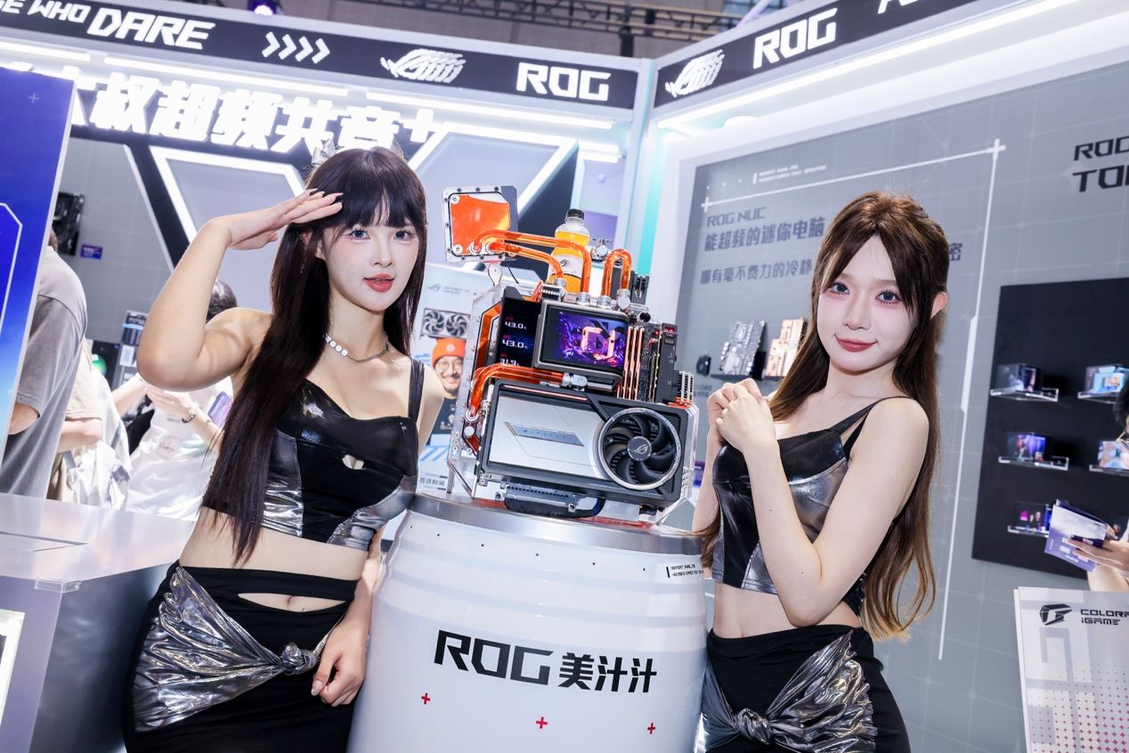 BW2025 华硕主板背置&超频双赛道大放异彩