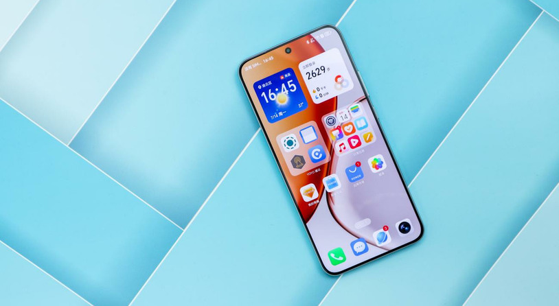 抗摔、防水、强续航：荣耀X70评测