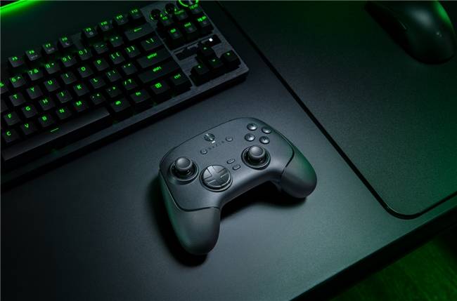 雷蛇发布幻影战狼V3专业版8K PC专用—— 专为竞技PC玩家打造的专业无线电竞手柄