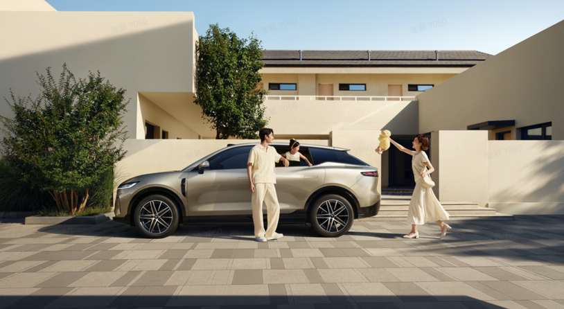 搭载华为乾崑智驾ADS4和鸿蒙座舱HarmonySpace5！全新岚图知音预售价22万元起