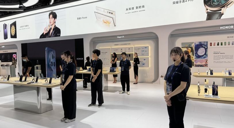 样片被质疑，荣耀首席影像工程师罗巍拉黑多名摄影博主