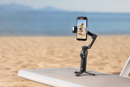 大疆 DJI Osmo Mobile 8 全场景精准跟拍手机稳定器正式发布，售价 898 元起