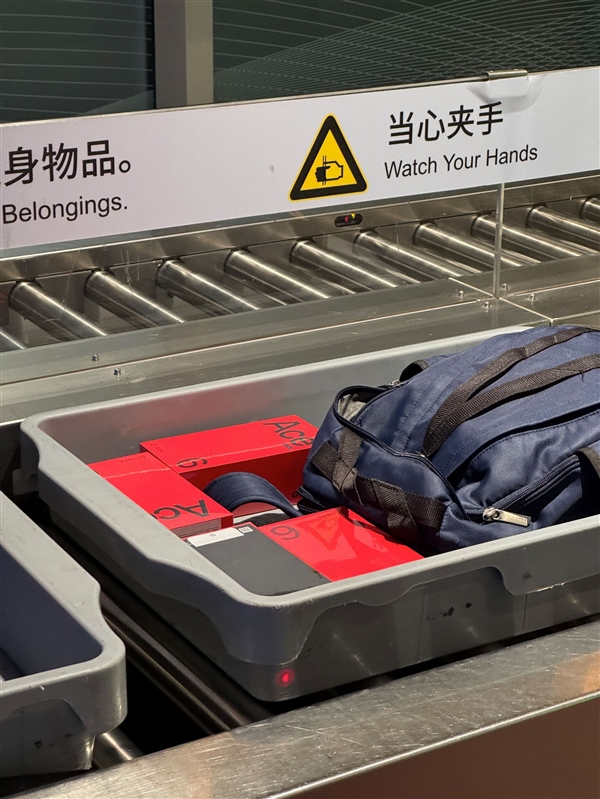 一加Ace 6 Pro Max现身:全球首发骁龙8 Gen5