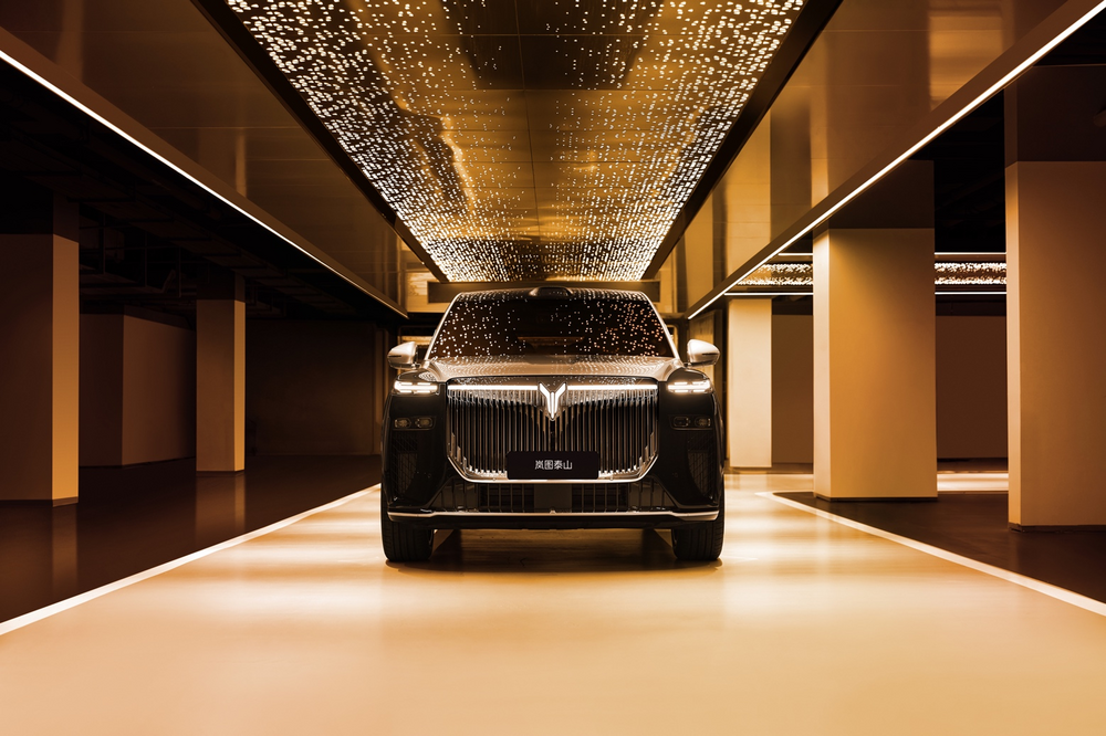 起售价或45万 岚图泰山携国产首发三腔空悬重塑豪华SUV价值标准