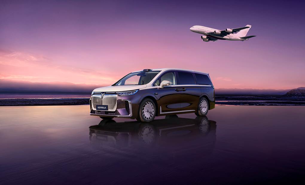 售价70.99万元！新时代旗舰四座MPV岚图梦想家山河上市