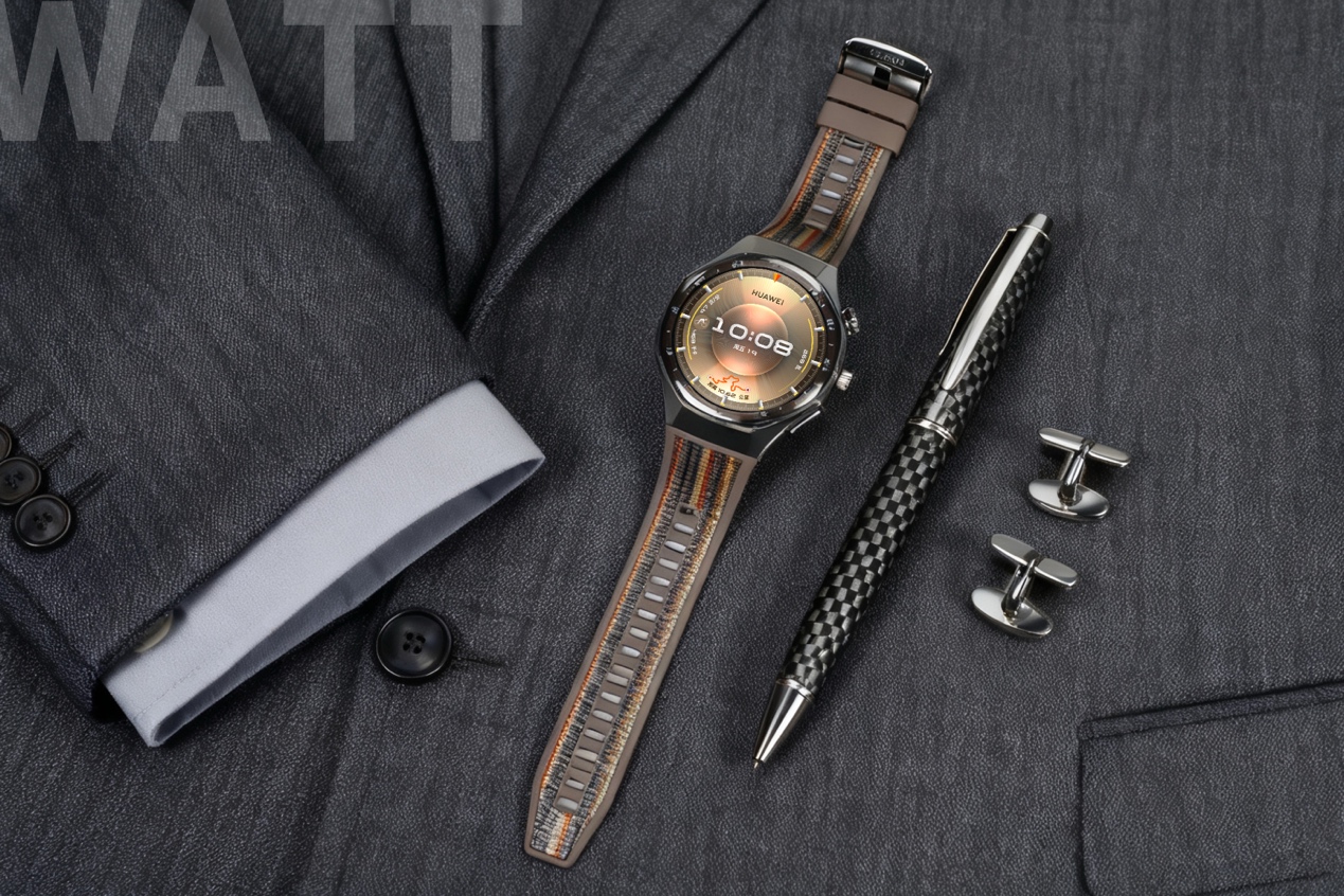 表表心意传温暖，华为手表十周年感恩，2025年终送礼指南