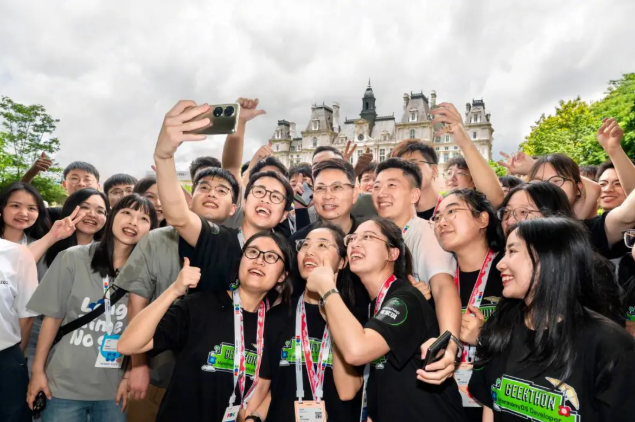 鸿蒙2025：成长就是最好的答案