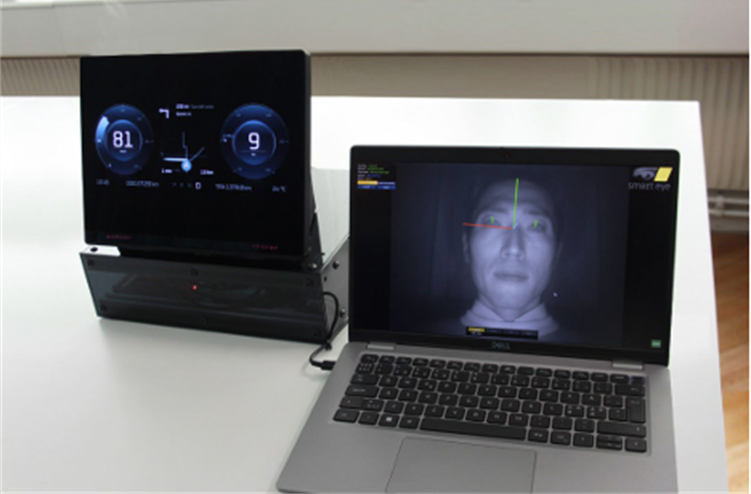 Smart Eye 与 Alps Alpine 携手实现屏下驾驶员监测技术