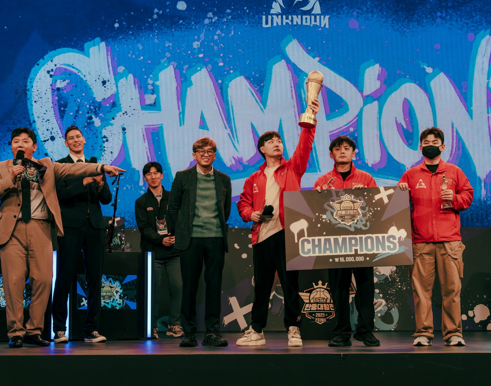 《街头篮球》UNKNOWN创造历史   韩国本土首夺IMA国际大师赛总冠军