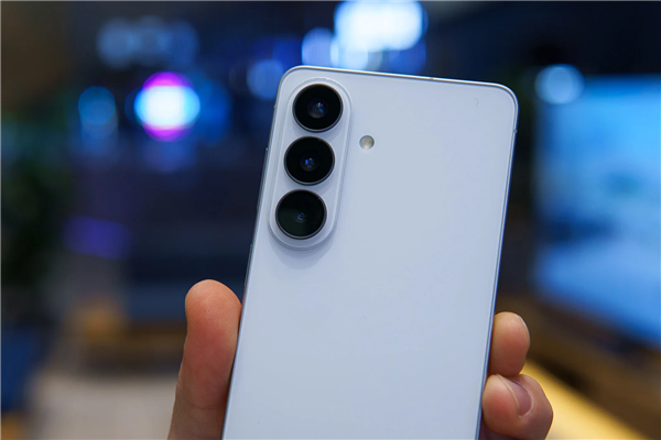 全球首发2nm芯片！三星Galaxy S26/S26+发布：6200元起