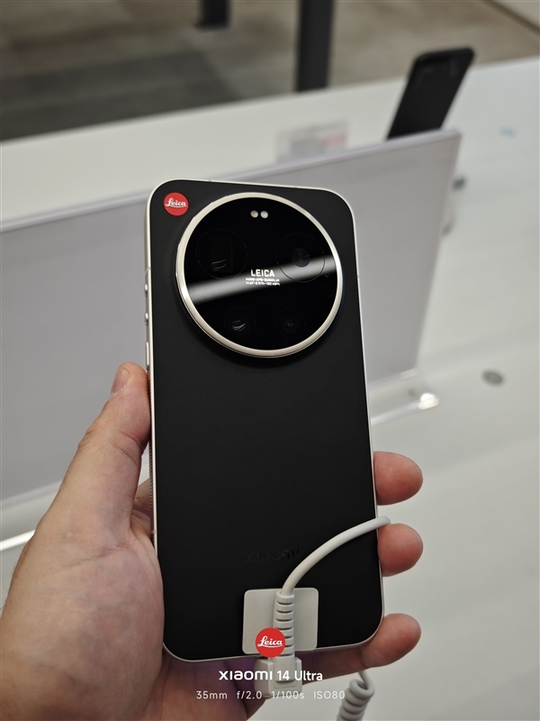 小米17 Ultra徕卡版全球版本明天发布：定名LEICA LEITZPHONE powered by Xiaomi