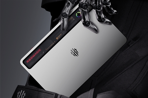 最强游戏小钢炮来了！红魔游戏平板5 Pro官宣