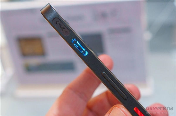 首款搭载风扇的天玑手机来了！努比亚Neo 5 GT发布：3200元起