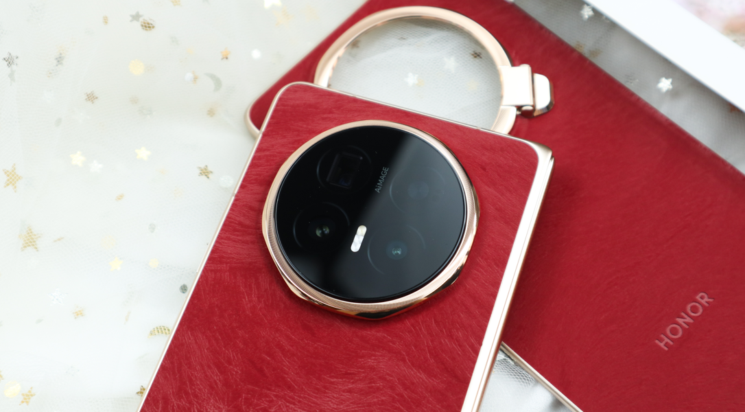 轻薄生产力与旗舰质感兼顾：荣耀Magic V6全能折叠旗舰评测