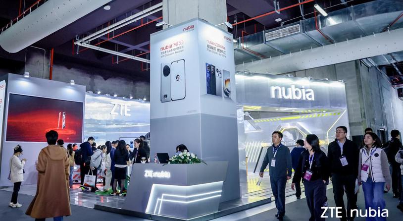 中兴携系列AI终端亮相AWE2026 ，AI原生手机与AI宠物成焦点