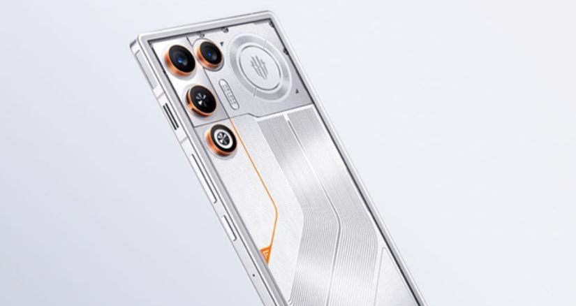 红魔11 Air极光银开售：国补价3199元起