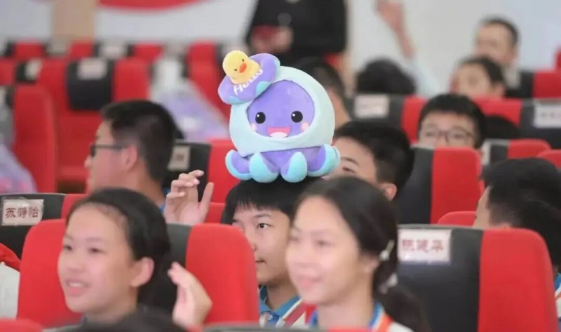 防范AI诈骗守护清朗校园 Hello语音联动多方共筑网安防线