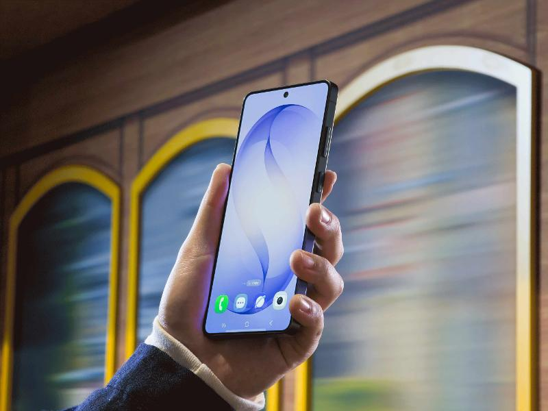 显示与防护的双重革新 三星Galaxy S26系列带来屏幕之上的全新视界
