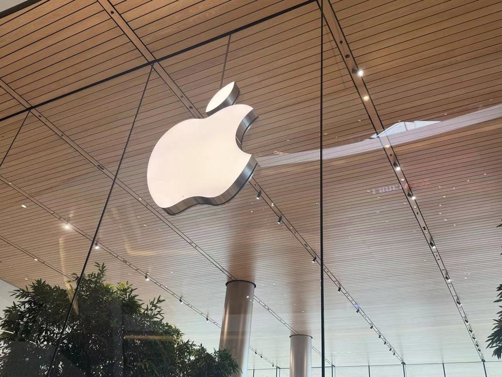 带摄像头的AirPods或将延期至2027年发布