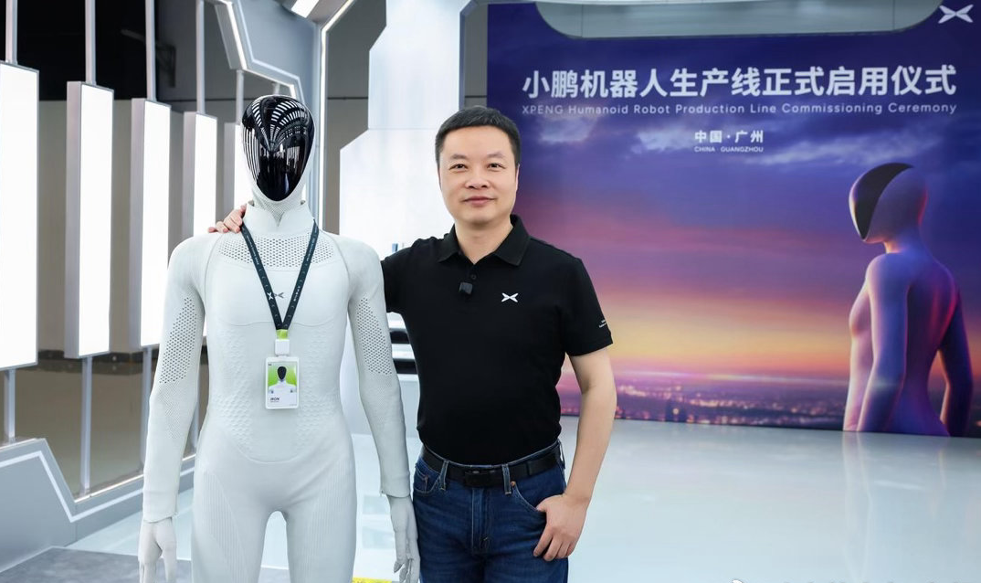 9527号IRON，为什么是何小鹏写给小鹏机器人的"逆袭宣言"
